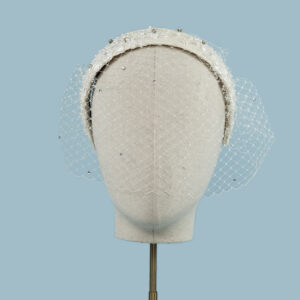Grace - Lace band with birdcage veil - Image 3
