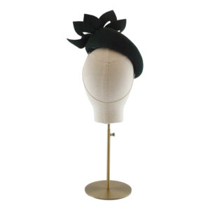 Ciara in green - bow beret - Image 4
