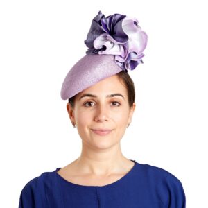 Louisa - in lilacs - Image 4