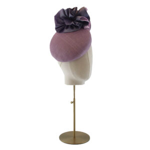 Louisa - in lilacs - Image 3